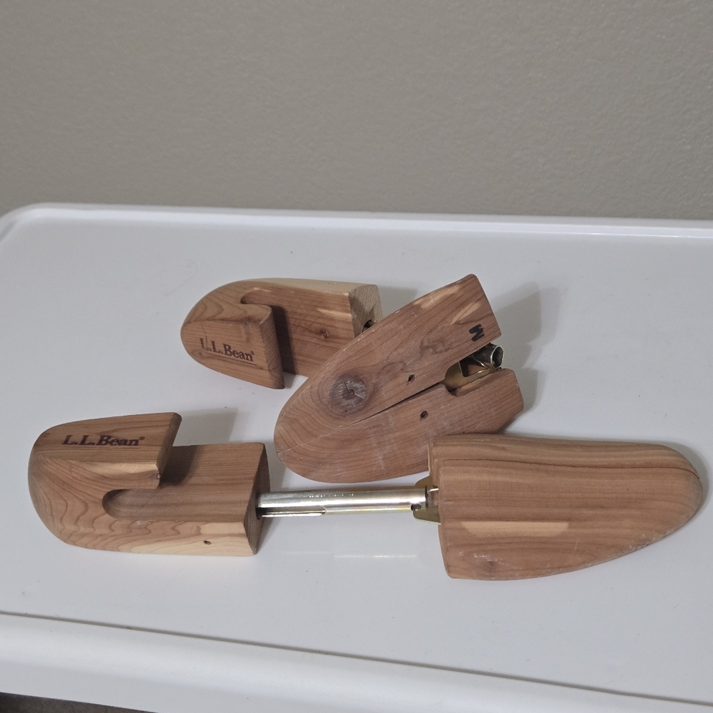 Rochester Shoe Tree Co. L. L. Bean shoe keeper wooden shoe tree men's, M